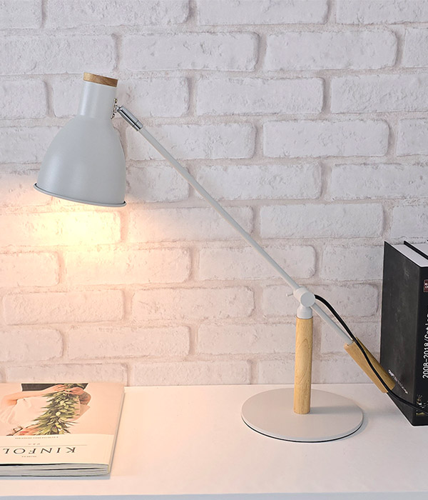 라틴 학생용스탠드 책상스탠드 (화이트, 블랙)